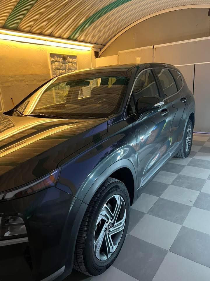 للبيع سنتافي موديل 2023
وارد امريكي موضح بالصور بدون ضرر داخلي السياره جديده 

ماشيه 60 الف

رقم بغداد

جاهزه من كولشي 

السعر 170 ورقه وبيه مجال 

مكاني النجف

***********

***********

وات ساب وفيس متواجد
