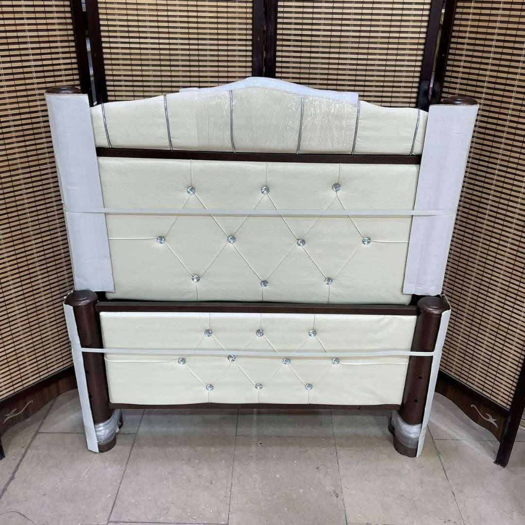 🌺الكعبي للمفروشات 🌺
 وصول جديد واسعار بلاش وبضاعه اصليه
العنوان: النجف - حي الميلاد / فاو - مقابل  
يوجد توصيل: داخل النجف 🚖🚕
وصول سرير نفر درجه اولى 
صار السعر بلاش 
50الف بس 
يوجد خدمة توصيل داخل النجف 
لحجز او الاستفسار مراسلة خاص او الاتصال على الارقام الاتي

***********
***********
