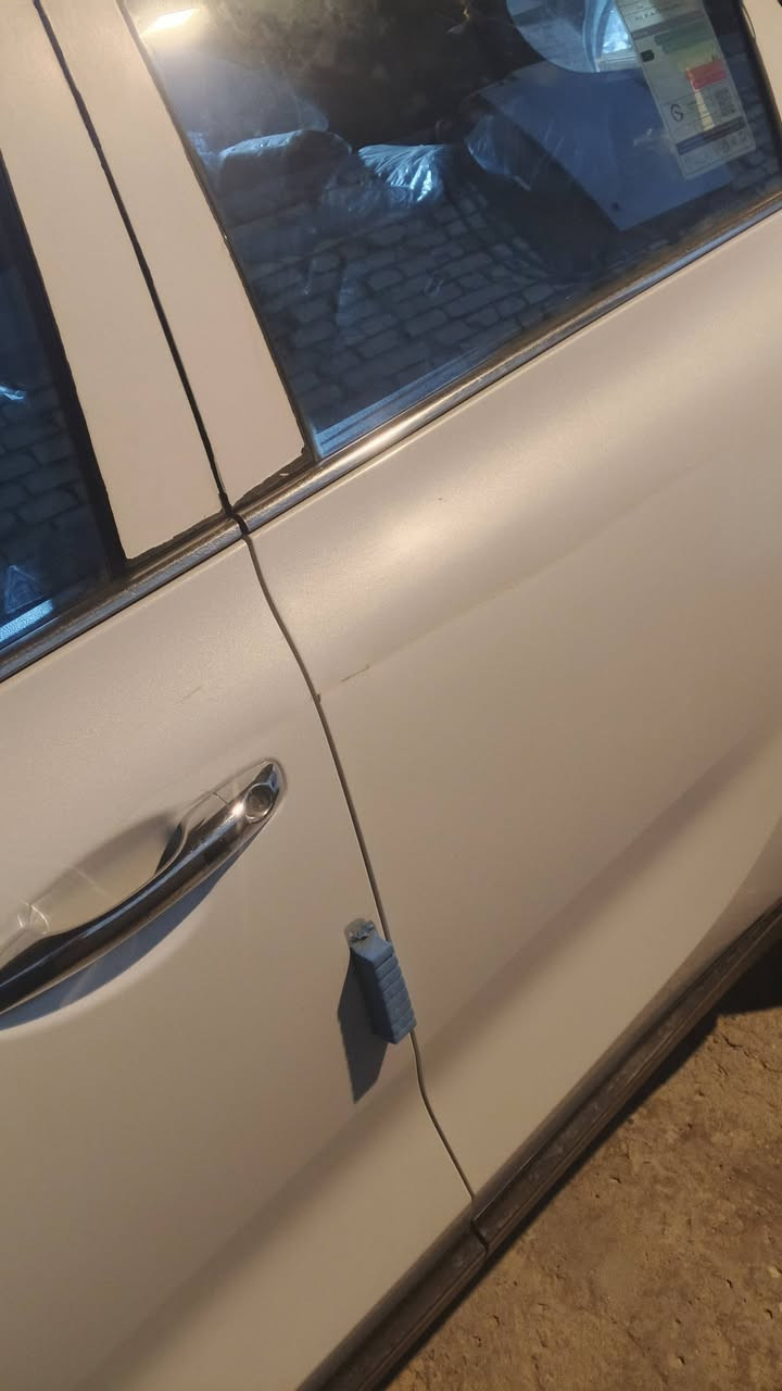 سورنتو 2018 شكل ال 20
مكفوله ما عدى شخط بلباب 
كير 8نمر سياره نضيفه كلش مواصفات معروفه V6 سته سلندر محرك 3500 سبعه راكب 
3قطع تبريد ترحيب مري شفط بصمتين وياها
بسمي السياره
‏‪***********‬‏
***********
