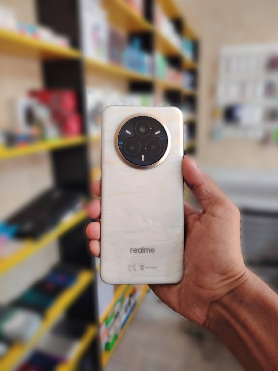 مستخدم Realme 14 Pro💛🌹بيع_شراء _أستبدال
المواصفات 👇✨
ذاكره ٥١٢
عشوائيه ٢٦ G
بطاريه6000
الشاشه 6.77 بوصه بدقه3392+1018
نضام التشغيل أندرويد 15
نضافه 90
العنوان واسط قضاء الحي شارع العقارات مركز رويل 🎉🩵
للتواصل واتساب ***********
بيج الأنسته لنشر الأجهزه المستخدمه jnbt. O
