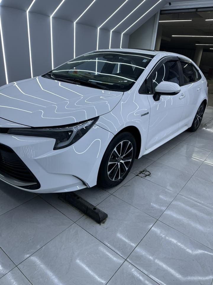 كورلا هايبرد فووول
كورلا هايبرد موديل24 الشكل الامريكي مواصافتة مبينة فوول 
سلايت 
رادار امامي 
كامرةخلفي كل المواصفات المعروفة ماشية48الف باسمي رقم بغداد تحويل ثاني يوم كفالة كما موضح بالسونار بتاريخ اليوم
السعر 153وبي مجال بسيط حك الجية مكاني سليمانية او اتواجد بديالى
للاتصال ***********
او***********
