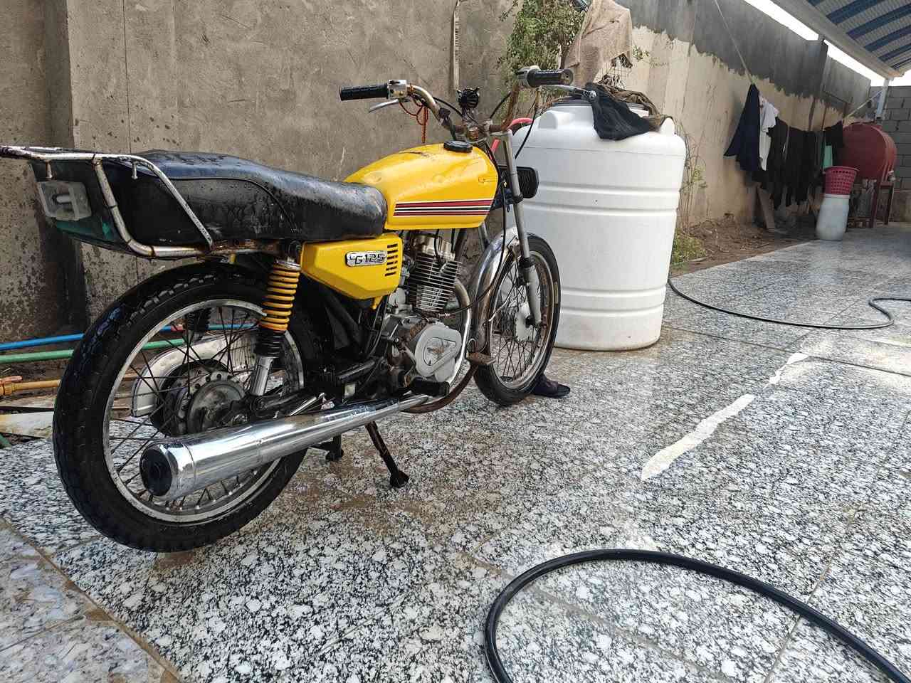 دراجه ايراني كلك  محرك امتي ار الصلي مكاني بصره الدير النشوه -سعر 400 وبه مجال رقم ***********
