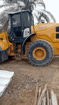 كاوسكي  2018 مكفول كفاله عامه  السعر 6ونص للأستفسار الاتصال ع الأرقام ...