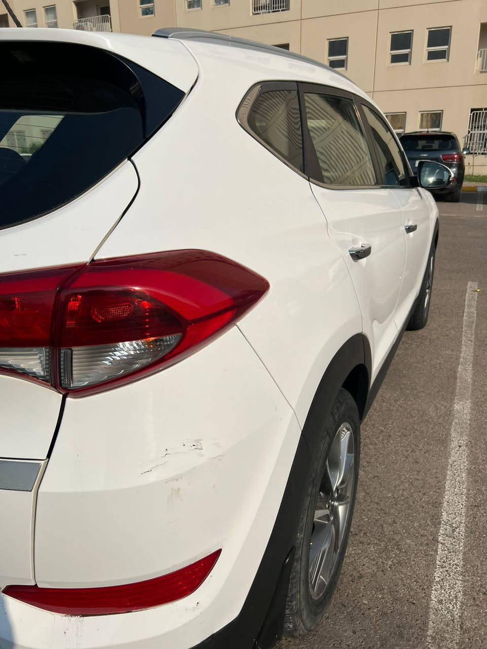 سلام عليكم توسان ١٨ البيع سياره بلاديه محرك ٢٠٠     بسمي *********** سعرهه ١٨٠
