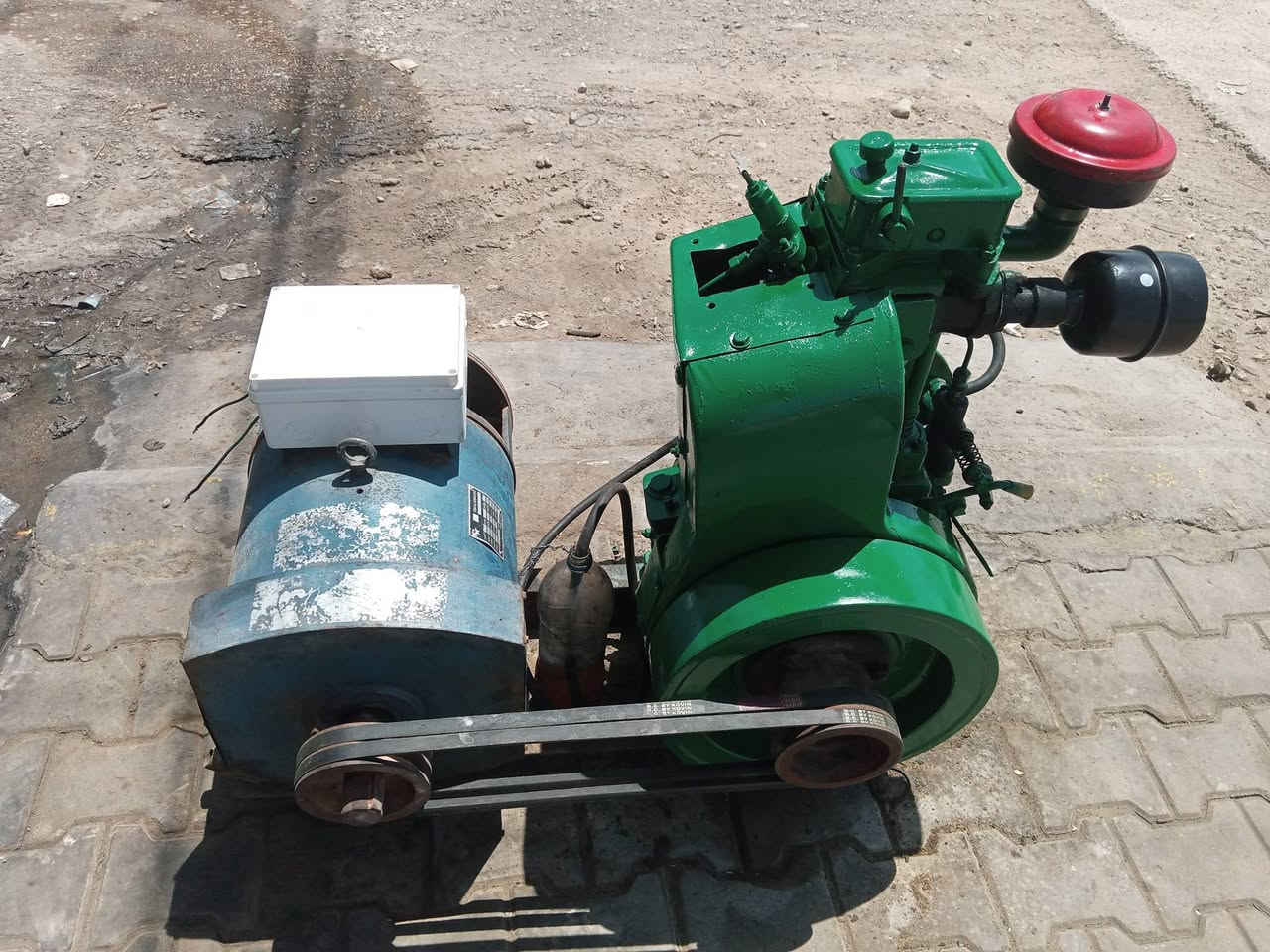 سلام عليكم
مولد دبكو للبيع جاهز وشغال 10 ب 10 السعر 500 للاستفسار ***********
