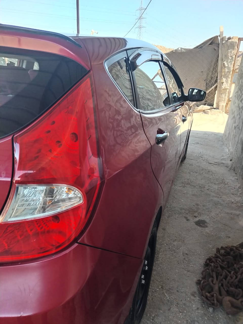 سلام عليكم
سياره اكسنت للبيع مديل 2016 أمريكي السعر 87وبي مجال 
رقم بابل انكليزي تحويل ثاني يوم
هزه جديده سنويه جديده مصفره غرامات
مواصفاته نظام ايكو شاشه كبيره وكامره دواره
مانع انزلاق مثبت سرعه
دوشمه درجه اولى 
مكينه 1600 خير من الله
كير 6 نمر اوتوماتيك
تبريد ثلج
داخل لونين
ماشيه 122وقابله للزياده
بيه بنيد مبدل اصلي مال امريكه
وبيه 3 قطع فقط كلير بدون معجون ولاضربه
والشراي يتصل ***********
