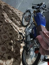 دراجه 23 للبيع مقفوله كفاله عامه سعر 700 وبيها مجال العنوان حمزه الغرب...
