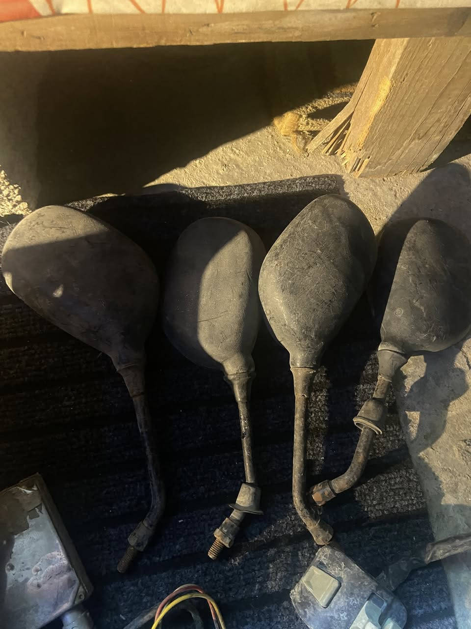 السلام عليكم   غراض للبيع للاستفسار خاص او ***********.   كتف اشاير ، تطواله فج مال ثعلب ، منضومه زنون ، كتف سكنس ،قبق هندر بريز نوزل ،سبايدر بريز، سبايطر قطعتين مال سكنس نصبه تكتل، كاسحه، مجمع ماكس ،موجود ايضا مجمع سكنس صفحه الهورن تحاري بعده مامشدود
