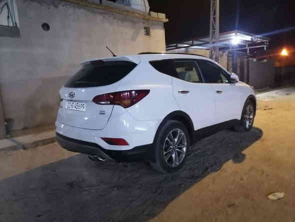 مكلف بالنشر
سنتافية خليجي ٢٠١٨ محرك ستة سلندر ابيض رقم أربيل الجديد ٧ راكب ٣ قطع تبريد ماشية 140 الف كيلو قابلة للزيادة حساس امامي خلفي كامرة دوارة تاب شفتات بل ستيران السعر 195  مع اضافت منظومة غاز مع السونار المرفق للتواصل والاتصال صاحب السيارة ***********
