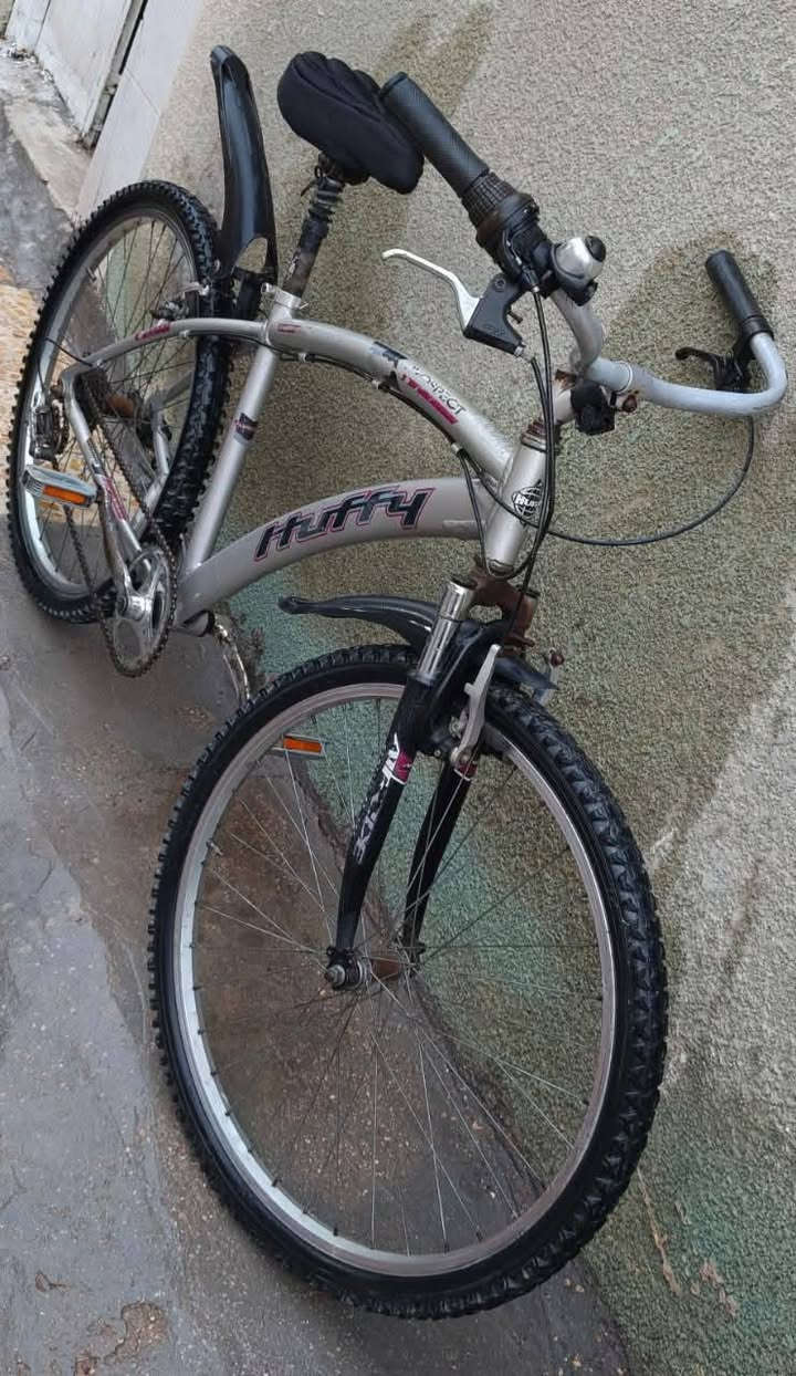 ألمنيوم بلكامل
تايرات جديده
نقص جوب امامي يحتاج رگعه
بريك جديد سعر 85  
مكاني بغداد الحرية
***********
