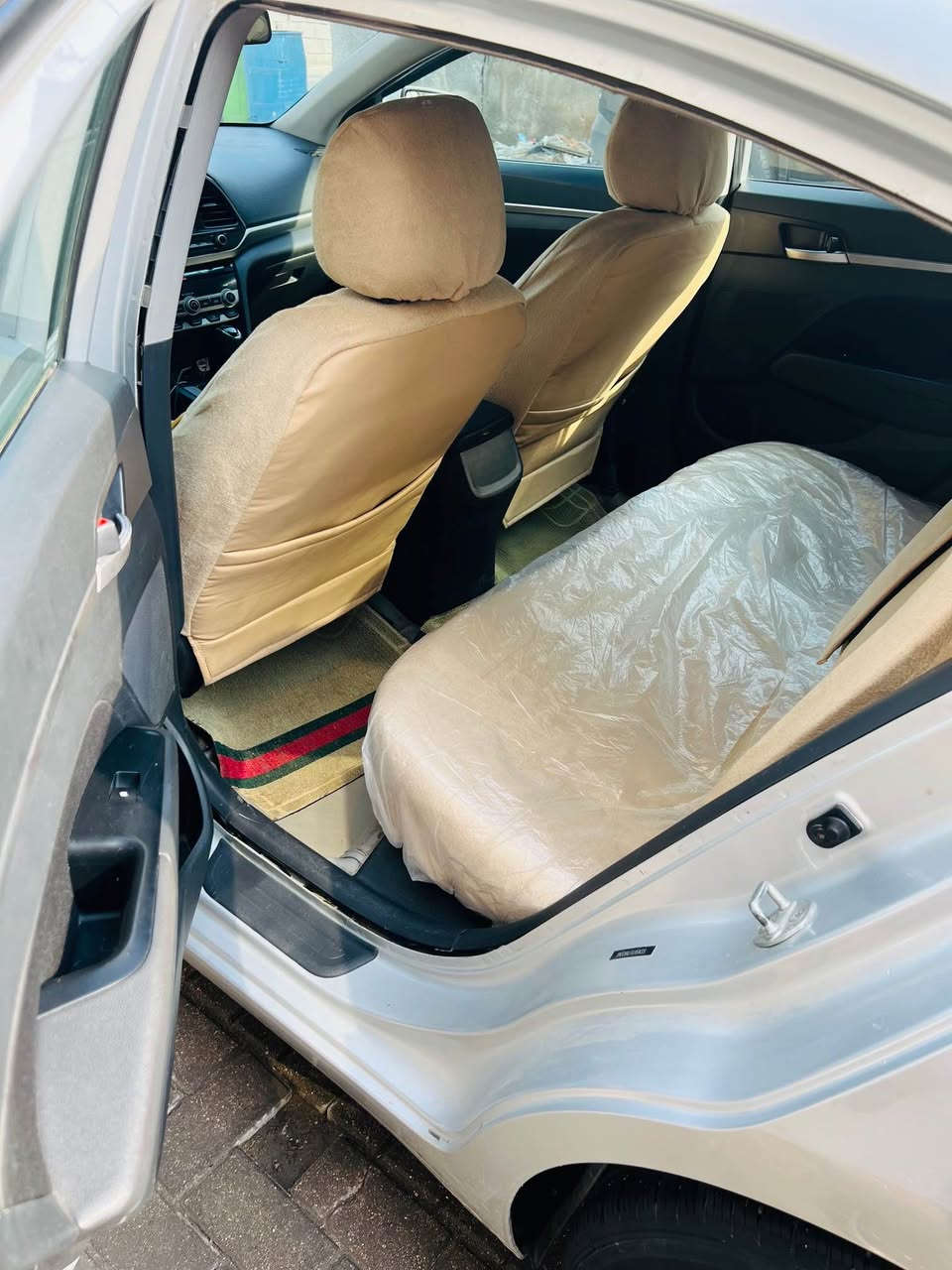 السلام عليكم 
للبيع الانتره موديل 20  رقم ميسان معوقين ماشيه 150 (***********) مكاني خمسميل البصرة, العراق
