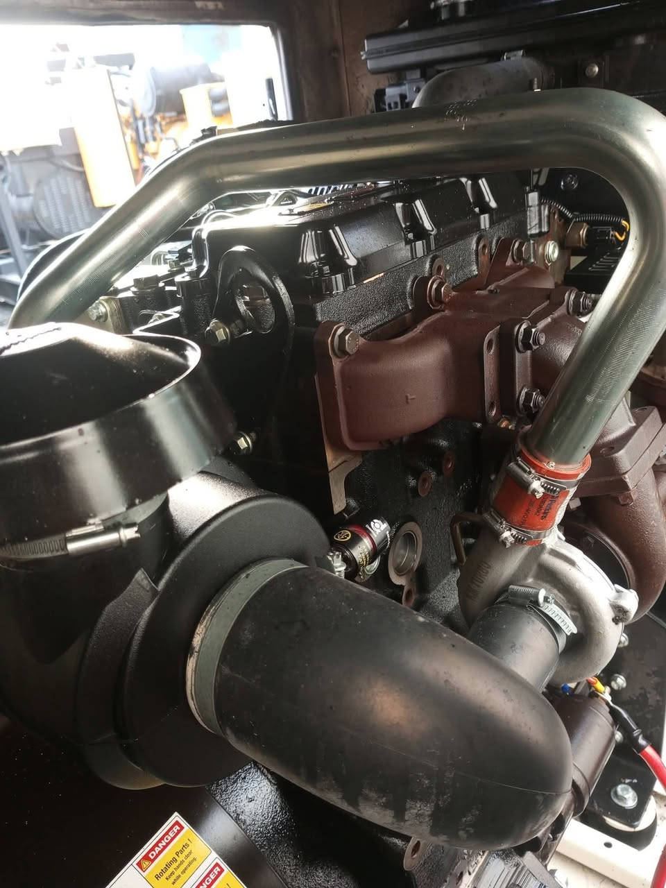 السلام عليكم مولد بيركنز انكليزي اصلي 
 60كيفي 3 سلندر.  كاتم 90% 🔊
. الاستفسار عل واتساب📞
 *********** 📞***********
توصيل كافه المحافظات  🚛
العنوان أربيل اصناعه الجنوبي
