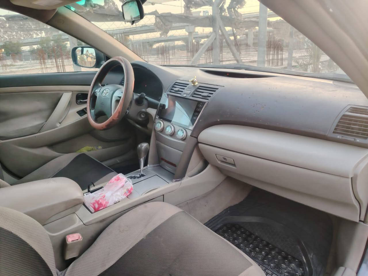 سلام عليكم
للبيع تيوتا كامري 
موديل ٢٠٠٧ وارد أمريكي
الضرر الجاملغ الخلفي فقط
سنويه ورقم جديد
النضافه كما موضح بالصور
للاستفسار عن السعر والتفاصيل الاتصال على الرقم
***********
