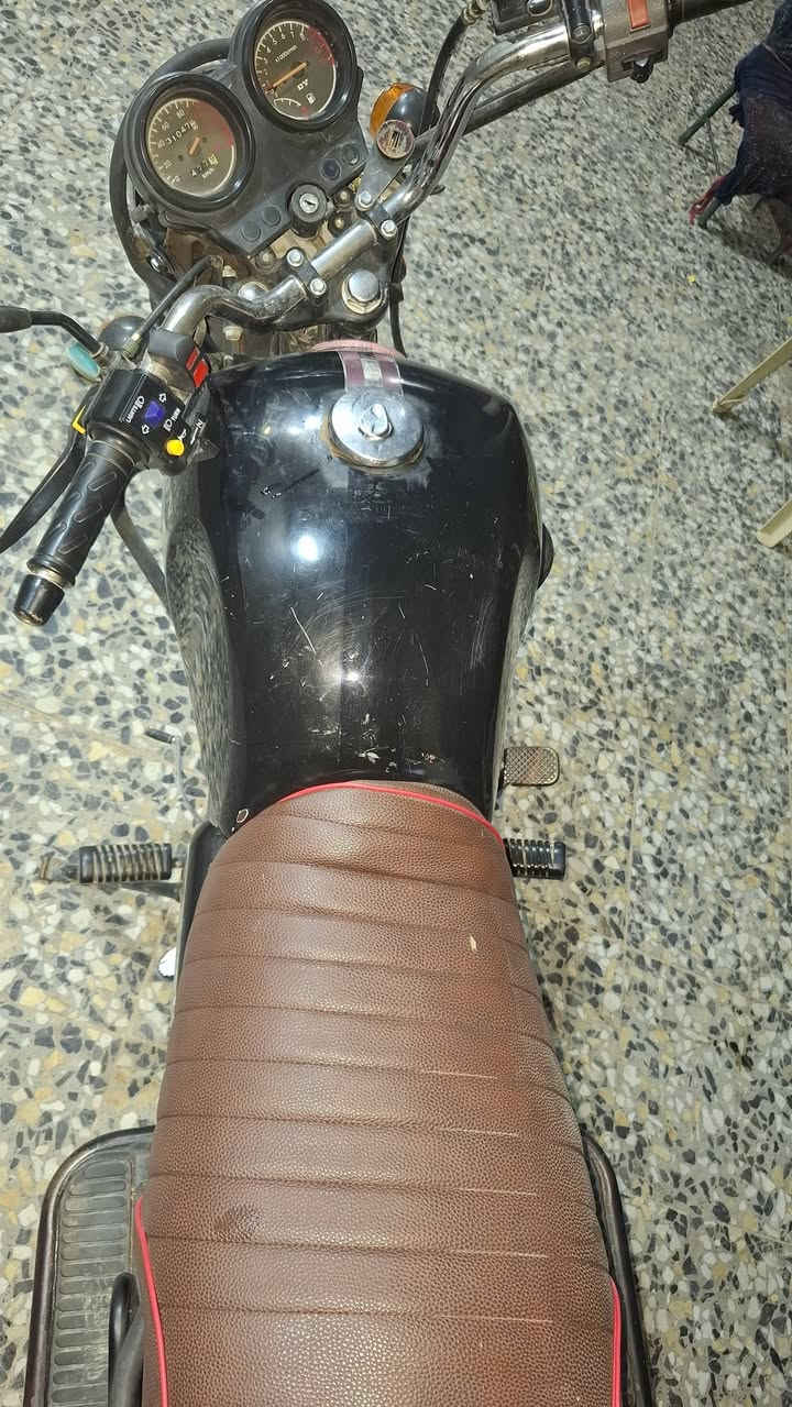 سلام عليكم متاح دايون موديل ٢١
مكينة ٢٠٠ ما مفتوحة 
كهربائيات سلف كاملة 
ديالى الخالص سعر خاص


**إذا كنت صاحب هذا الإعلان وتريد حذفه لأي سبب، رجاءا أرسل رسالة إلى الدعم الفني**