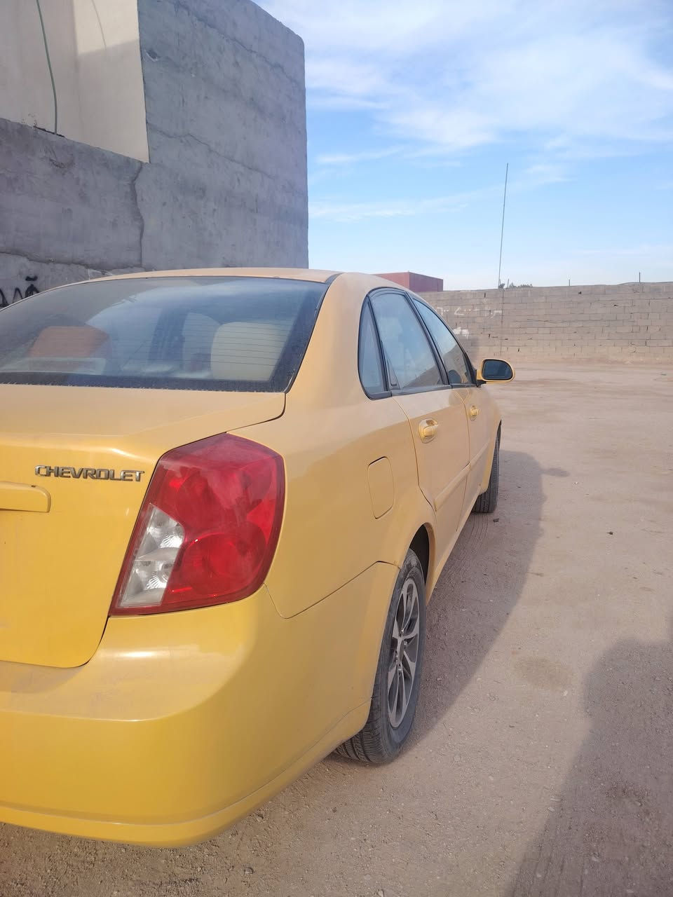 السلام عليكم  
اوبترا للبيع  رقم بصره صدامي تحويل ثاني يوم السياره خير من الله تبريد شغال   طخم تايرجديد  كهربايات كلها شغاله  حداديه جديده  مشط جديد  السياره حلوه  ومستعجل على بيعتها السعر ٥٠ قفل  مكاني البصره ابو الخصيب***********
