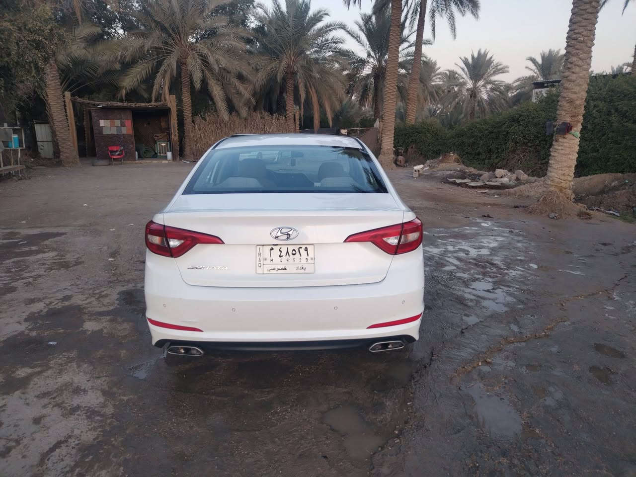 السلام عليكم هونداي سوناتا موديل 2015 محرك 2400 دوش خليجي قطعتين تبريد كامرا بلاديه حساسات خلفيه بيها قطعتين صبغ الشعر 137 وبي مجال ***********
