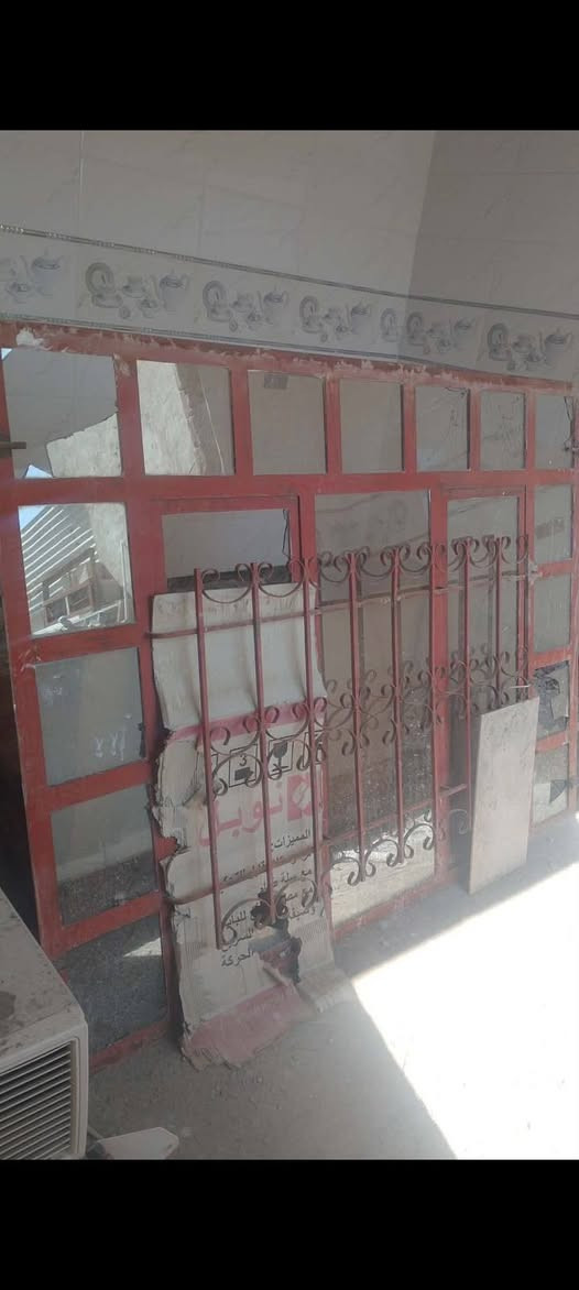 البيع 3ابواب 2وشباكين مكان العبور المدخل الاول سعر كلهن 210 وين مجال


**إذا كنت صاحب هذا الإعلان وتريد حذفه لأي سبب، رجاءا أرسل رسالة إلى الدعم الفني**