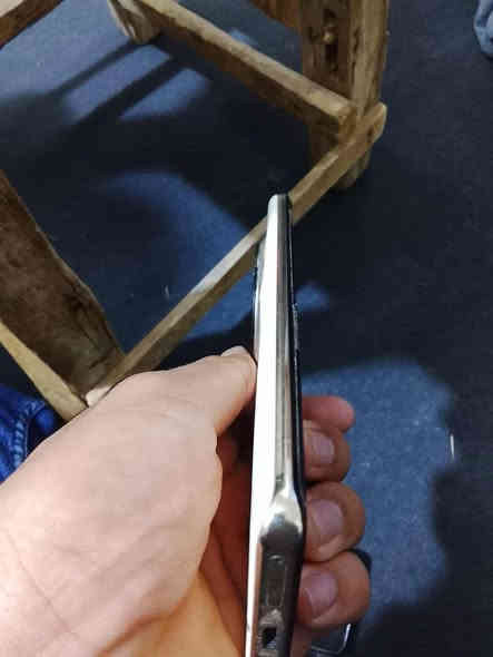 السلام عليكم ريلمي 12 للبيع مكفول كفاله عامه ذاكره 512 سعر 300 الاتصال ***********
