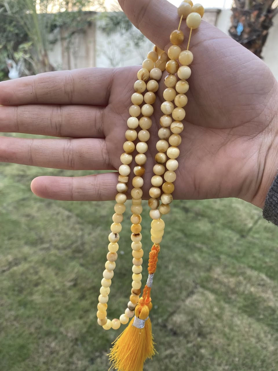 السلام عليكم 
سبحه كهرب بولني حر طبيعي جبني عل فحص
الوزن:21
عدد:101
السعر:35 الف 
للتواصل *********** او تتفضل خاص
