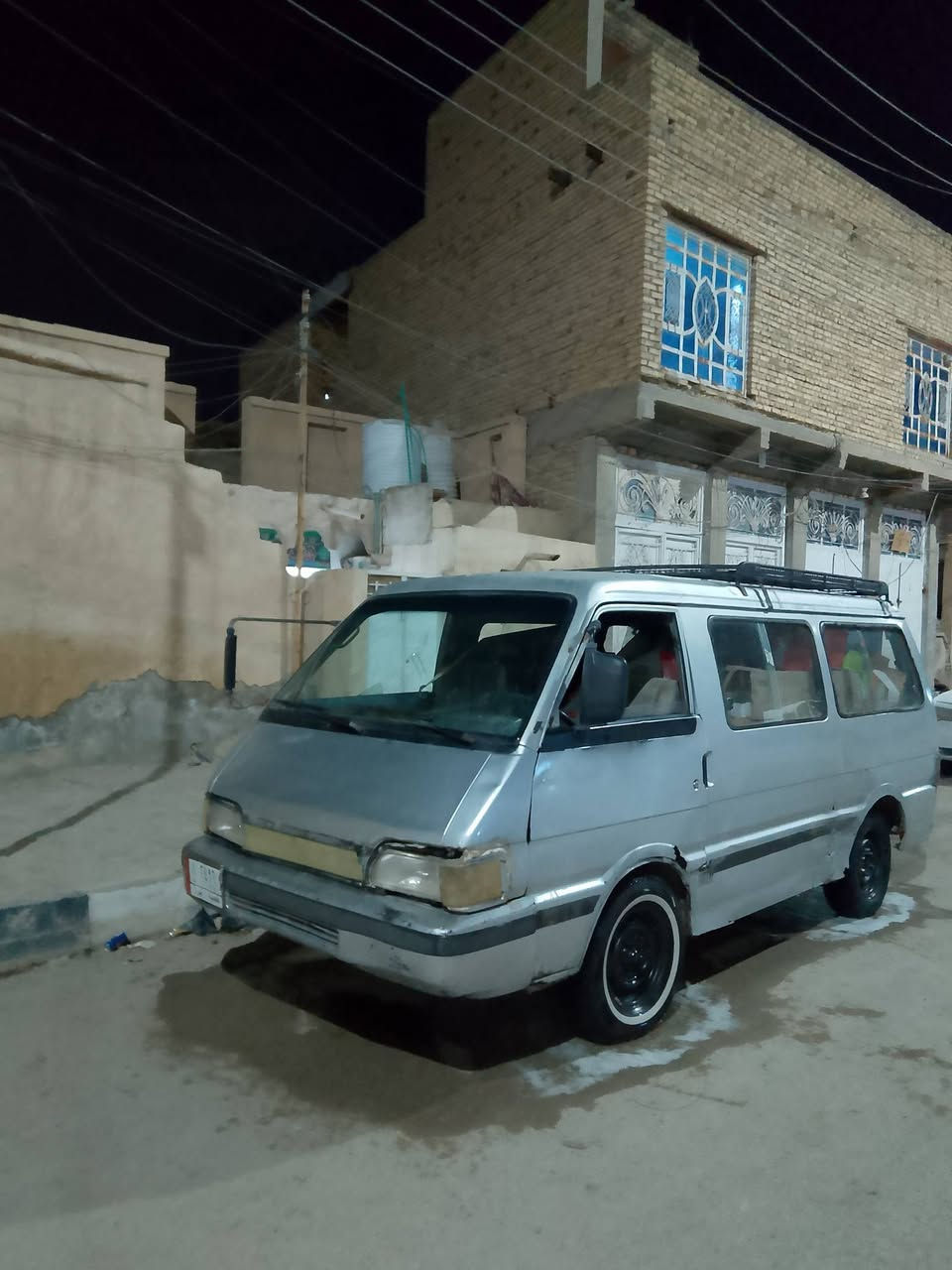 سلام عليكم  سياره بسته سياره جاهزه تخم تاير مكينه جديده كير كارتون سعر 25 بيه مجال رقم ***********
