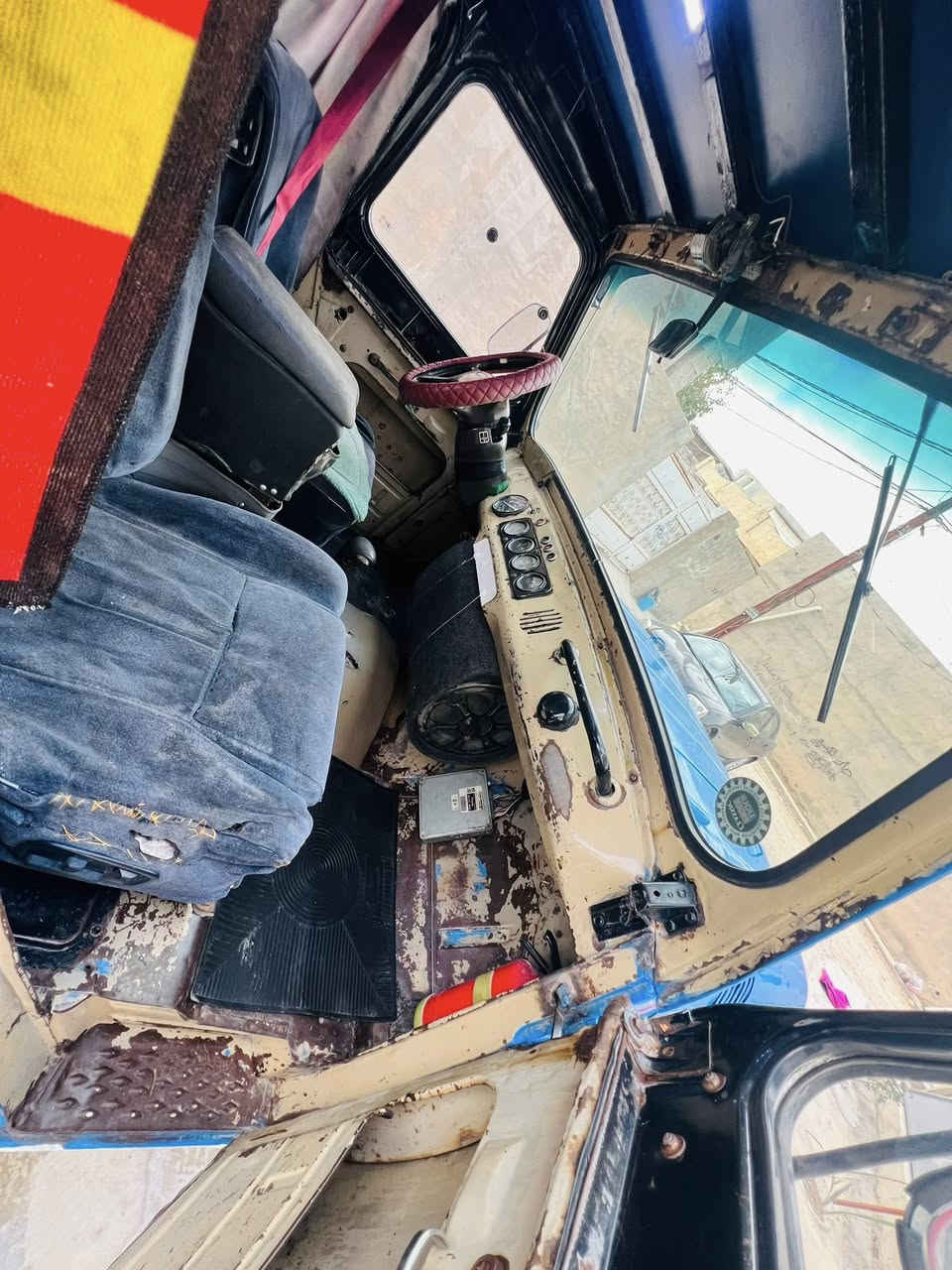 واز ٨٨رقم كامله شعار كمرك محرك ونجي كير اوتماتيك جديداكسل فاره استيرن باور تخم تاير صبغ جديد مكاني جلولاء سعر 8,500
***********
