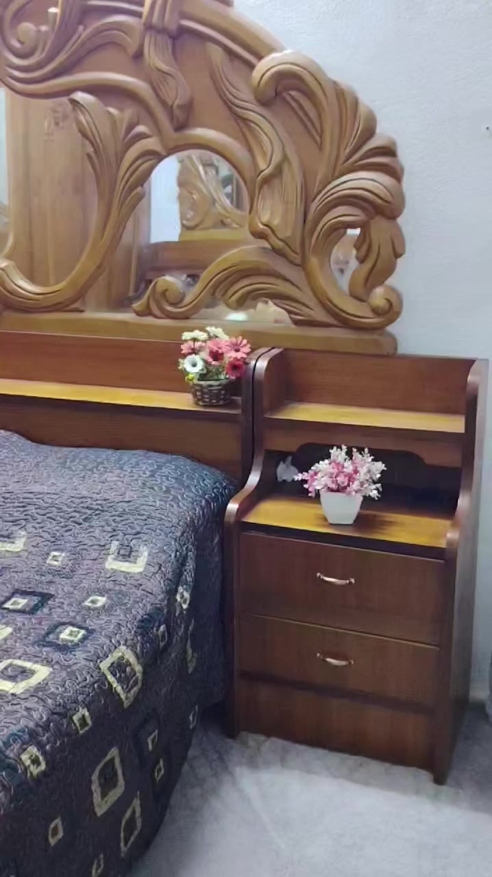 غرفه للبيع المكان زاخو
توصيل ماكو

 ***********
