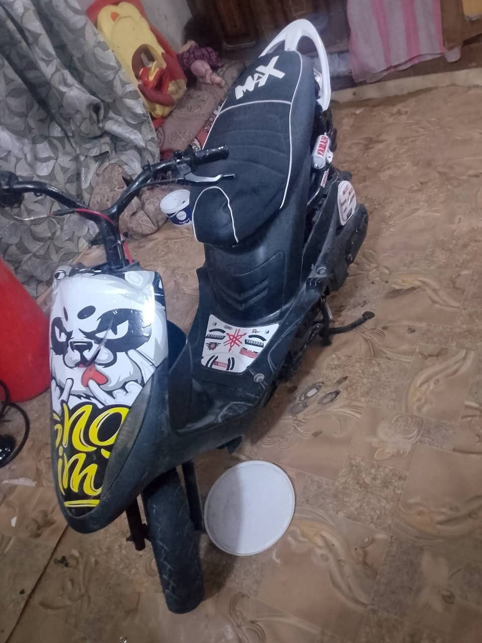 ماكس عدله حربيه شلعه ومعدل تاكل الكاع مفتوحه ولفات باغي ابلاد  شلعتها حلوه سيت كامل حربي السعر 500 وبيها مجال العنوان القبله رقم الهاتف ***********
