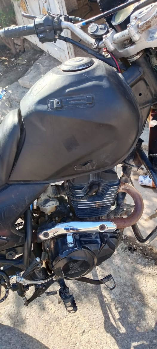 سعر 500 وبيها مجال مابيها اوراق كارتونيه فقط وياها الحسينيه الراشدية نواقصه بالفديو مكينه لا نضوح ولا شي بيها


**إذا كنت صاحب هذا الإعلان وتريد حذفه لأي سبب، رجاءا أرسل رسالة إلى الدعم الفني**