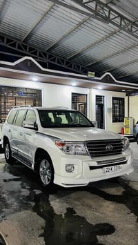 لاندكروزر GXR • ٢٠١٣ • رقم اربيل