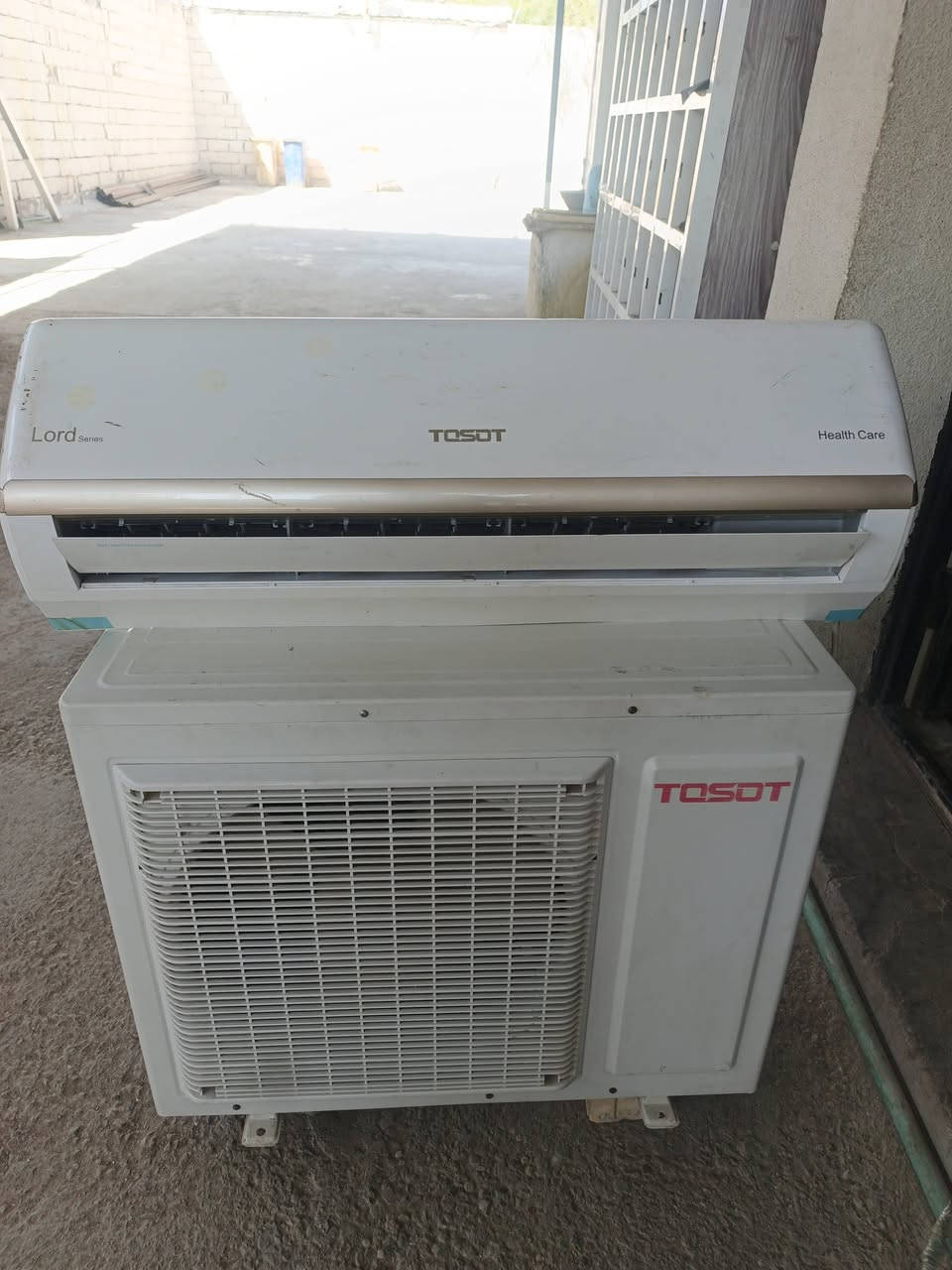 بيهم طنين وطن ونص كلمن سعره
مكان ٥ميل اتصل وتدلل  بي وتساب ***********
