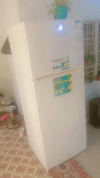 ثلاجه للبيع وقت الصفر السعر 350 بمجال اللي يحب يتصل على الرقم077279750...