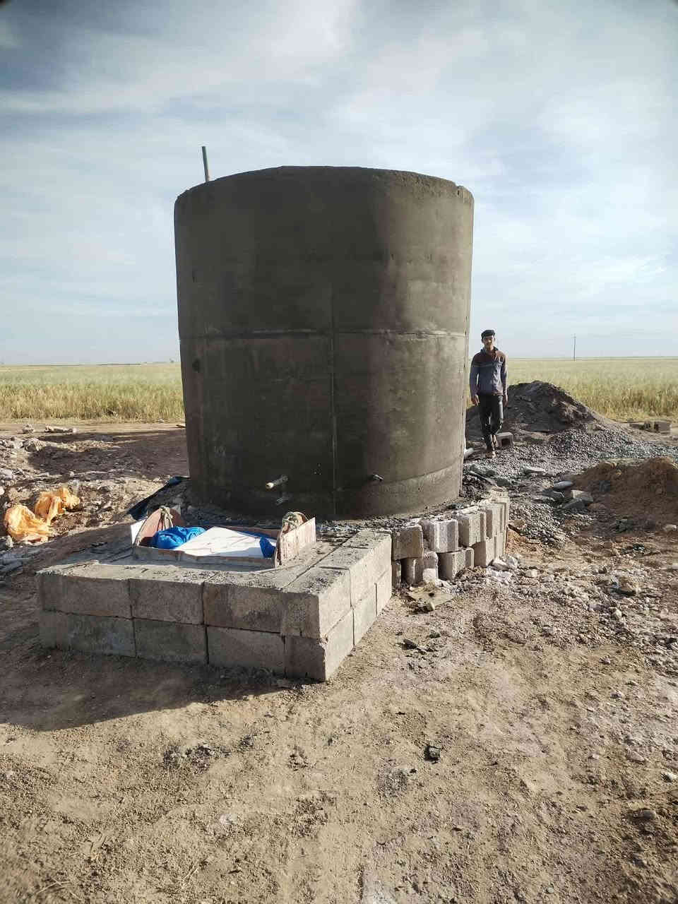 السلام عليكم يوجد قالب مال قصاطل للايجار السعر 60 ألف ياخذ ماء خزن 8000لتر هذا رقمي *********** نشتقل في الشرقاط حالياً الجميلة بعاجة العيثة الخضرانيه
