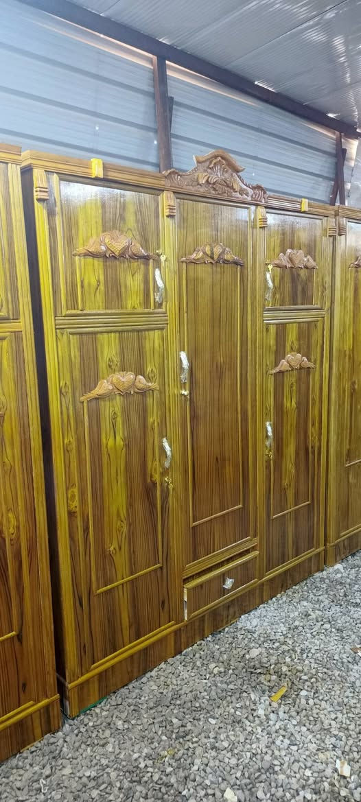 انواع الاثاث المستخدم والجديد في مزاد الرسول العنوان كاطون الرازي نهايه الشارع  لاستفسار ع رقم الهاتف *********** ملاحضه مستعدون لشراء كافه المواد المنزليه وغرف نوم 💤
