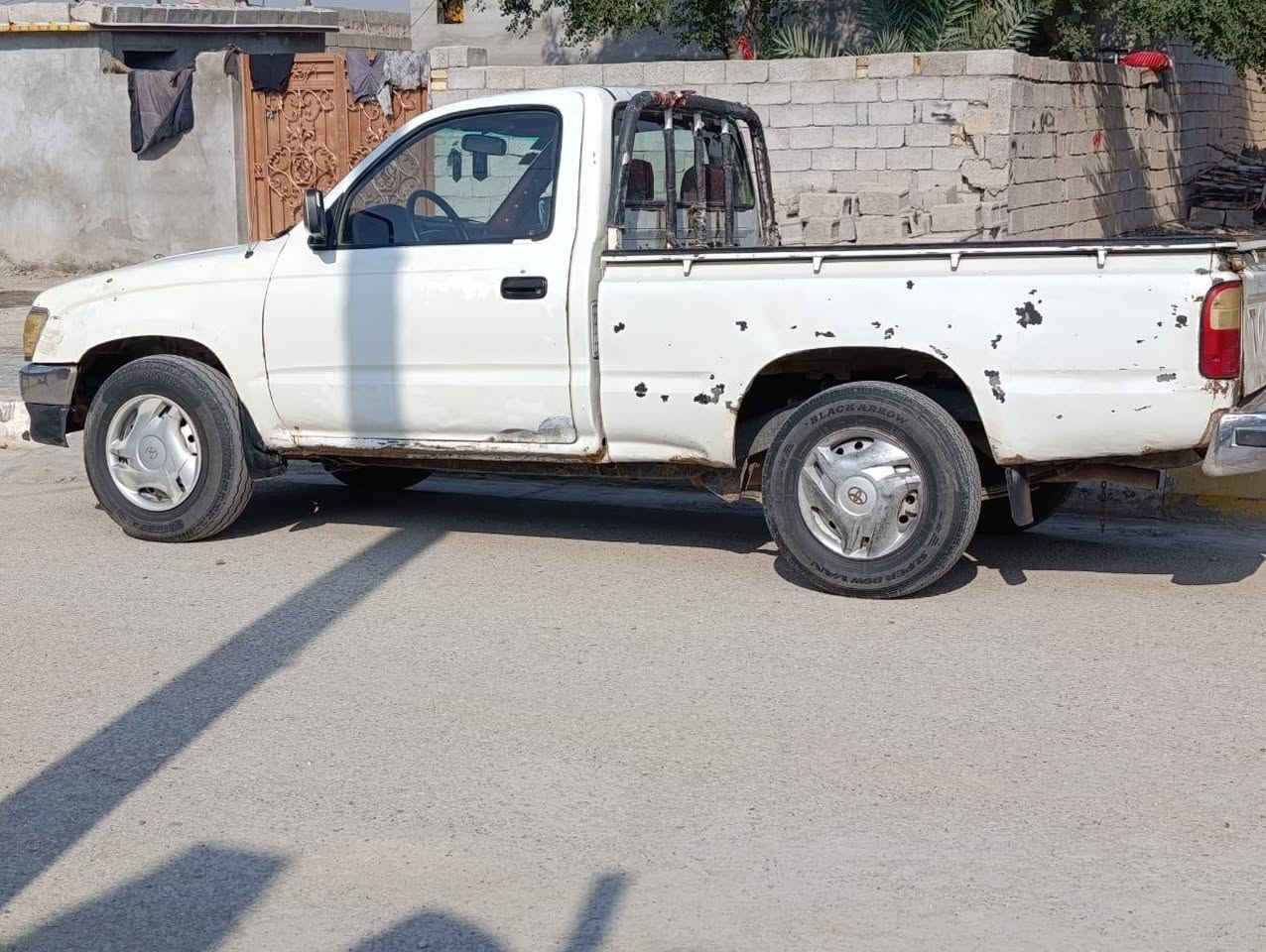 سلام عليكم بيكم مديل 2001 رقم بقداد مشروع وطني محرك وكسن وكبر وحداديه مكفول بيه قليل تجيه عله لبارد ولباقي مكفول كفاله عامه *********** قير متواجد عله الفيس
