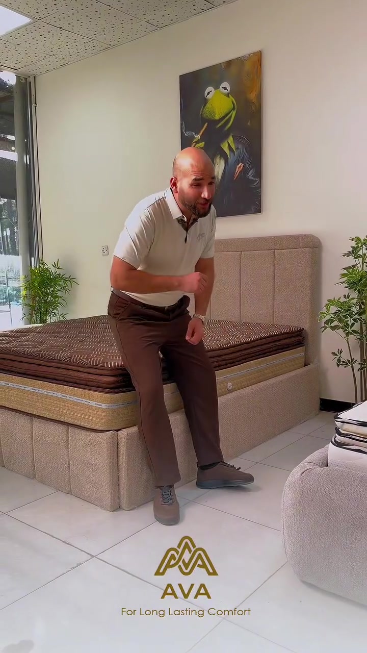 شوكت آخر مرة نمت بيها نومة مريحة من صدك ؟

إذا جنت تكعد تعبان أو تحس بألام بجسمك، العيب مو بيك.. العيب بالدوشك!
جدد غرفتك الآن واختار من تشكيلتنا الواسعة من الدواشك الطبية والفندقية اللي تعيش وياك العمر.

امكانيه اختيار اللون الذي يناسبكم 
امكانيه اختيار القياس الذي يلبي احتياجكم 
ضمان حقيقي خمس سنوات 

اطلبه الآن واضمن الجودة التي تعيش معك العمر كله!

يوجد توصيل لجميع المناطق العراق
راسلونا عبر مواقع التواصل الاجتماعي 
***********

يوجد لدينا جمله ومفرد 
وكذلك مستعدين لتجهيز كافة
الفنادق والمنشات باسعار الجمله

#فراش #دوشك #غرف_نوم #سرير #العرآق

