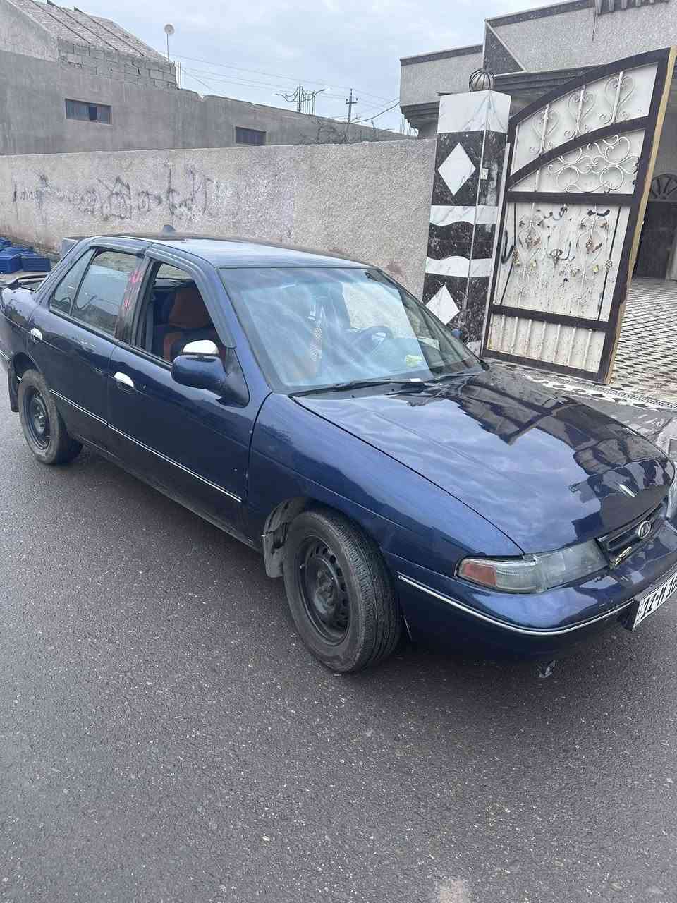 سياره للبيع ٣٠ بيه مجال ***********
