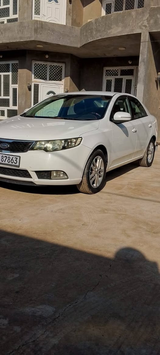 كيا  سيراتو  شماليه 2011خليجي مري  شفط  اشاره  رفيعه حساس  ابلادي تحكم استيرن السياره خير من الله والسونارموجود  مال جناي السعر 106اوبيها مجال لشراي حك الجيه مكاني ديالى بلدروز ***********
