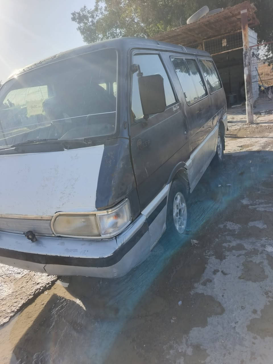 سلام عليكم ورحمة الله وبركاته توجد كيا بستة البيع السعر 40 وبيه مجال حك الجيه موديل ٩٣ السنوية 27السياره مكفولة من الصبغ  العنوان بابل الحصوه حي الأنوار رقم ***********
