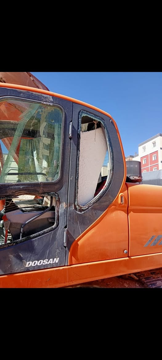 بيع وتركيب زجاج الالات وشاحنات مع امكانية تنقل  0770292347فايبر 0772542158  0542513729
