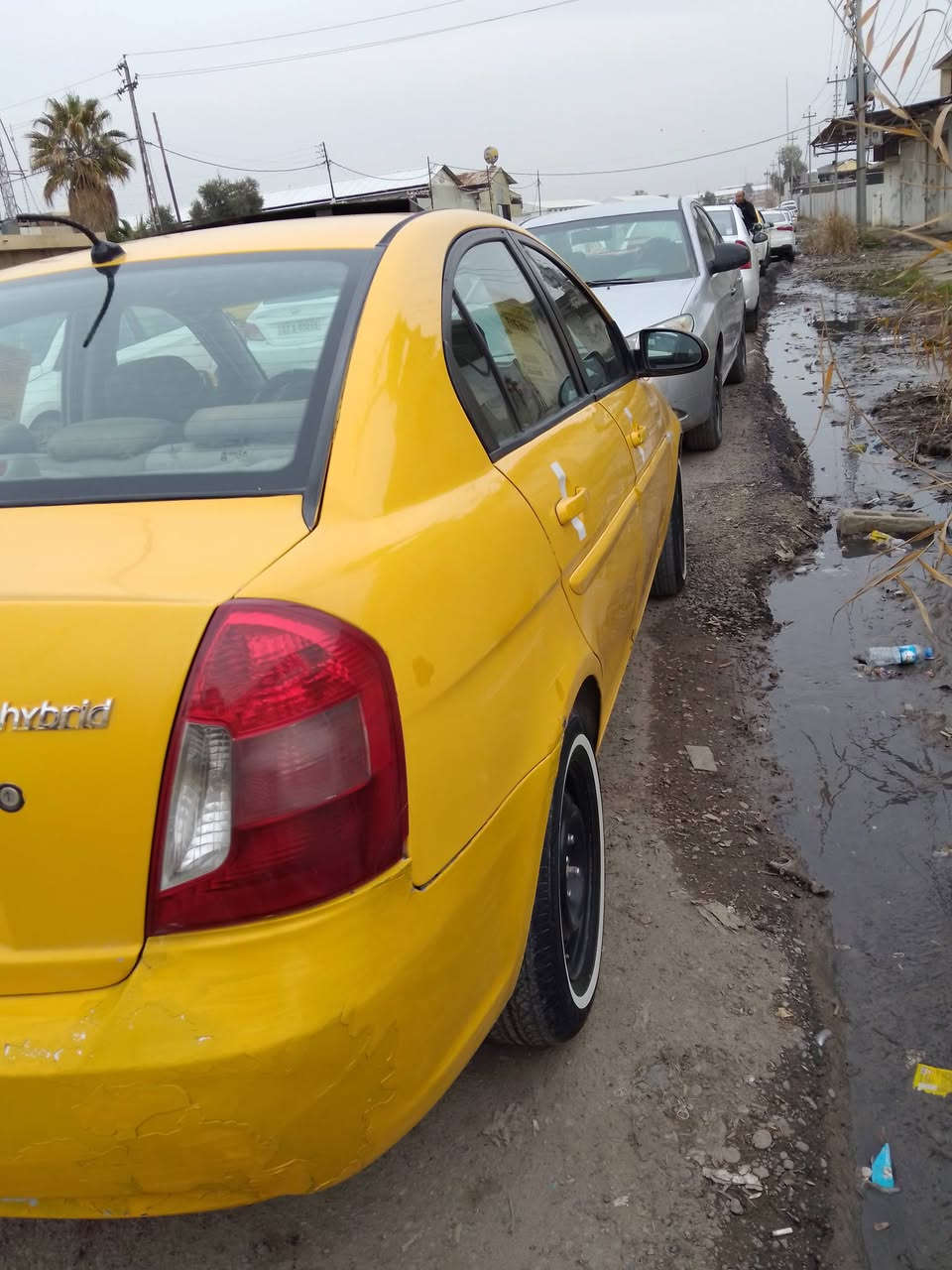 السلام عليكم اكسنت موديل 2009رقم ديالى هيئه وغرامات صفر   السعر 85$وبيها مجال  الاستفسار. رقم الموبايل ***********
