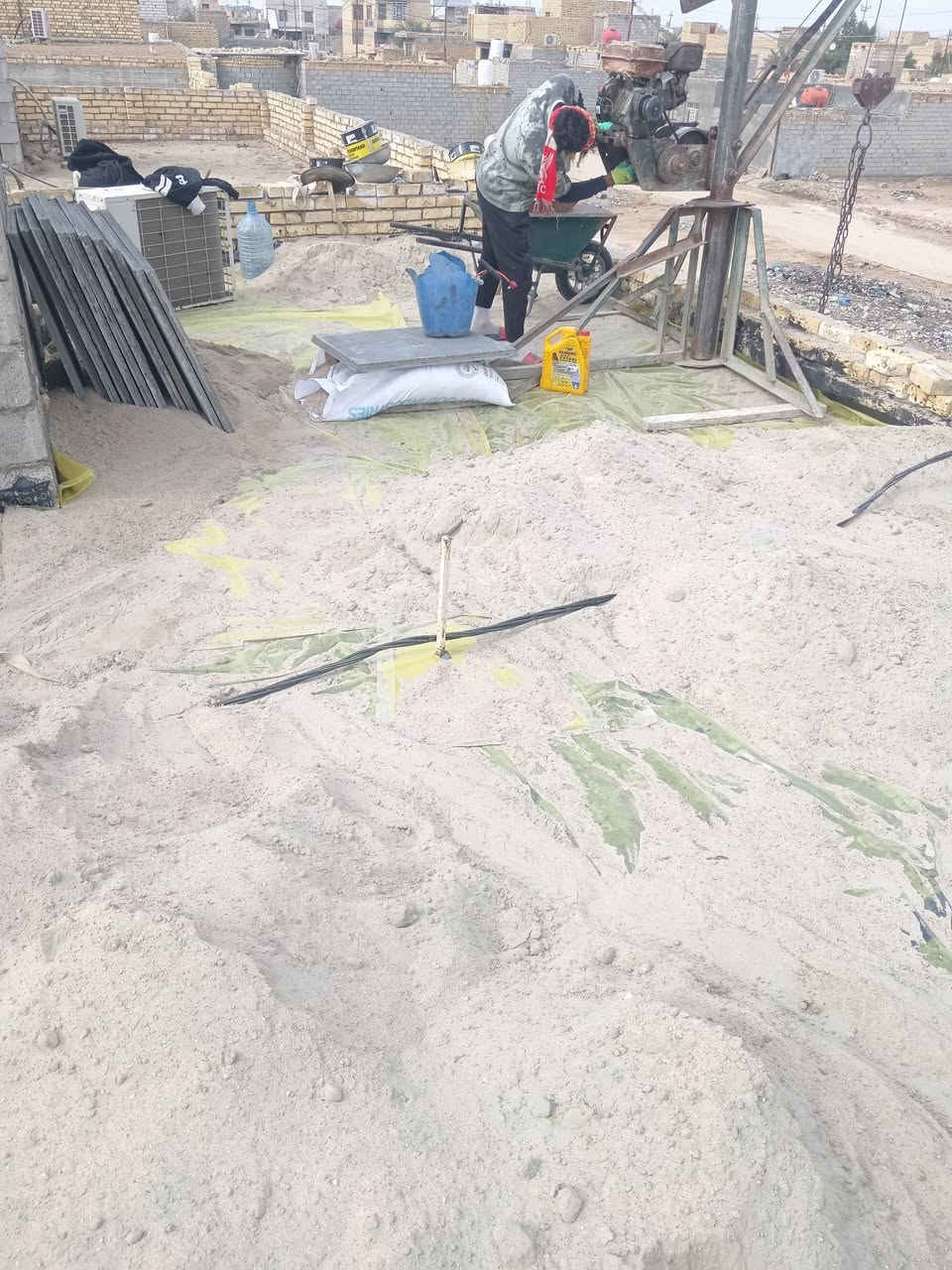 سلام علیکم ونج تصعيد كافت المواد من اول طابق ٢٠ طابق المكان الناصريه سوك الشيوخ بسعر مناسب هذه رقمي *********** وبيه واتساب
