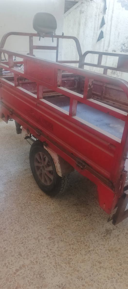 ستوته لبيع العماره بنفس العماره اوراق سعر مليون 1000 مكينه مجفته ستوته نشيطه وياهه محجر الشراي يتصل ***********
