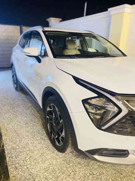 سلام عليكم سبورتج البيع 24 رقم اربيل تريد تحويل او وكاله السيارة كفالة عامه ماشيه 24 السيارة عله وضع الشركة السعر 22800 وبيه مجال المكان الرمادي ***********
