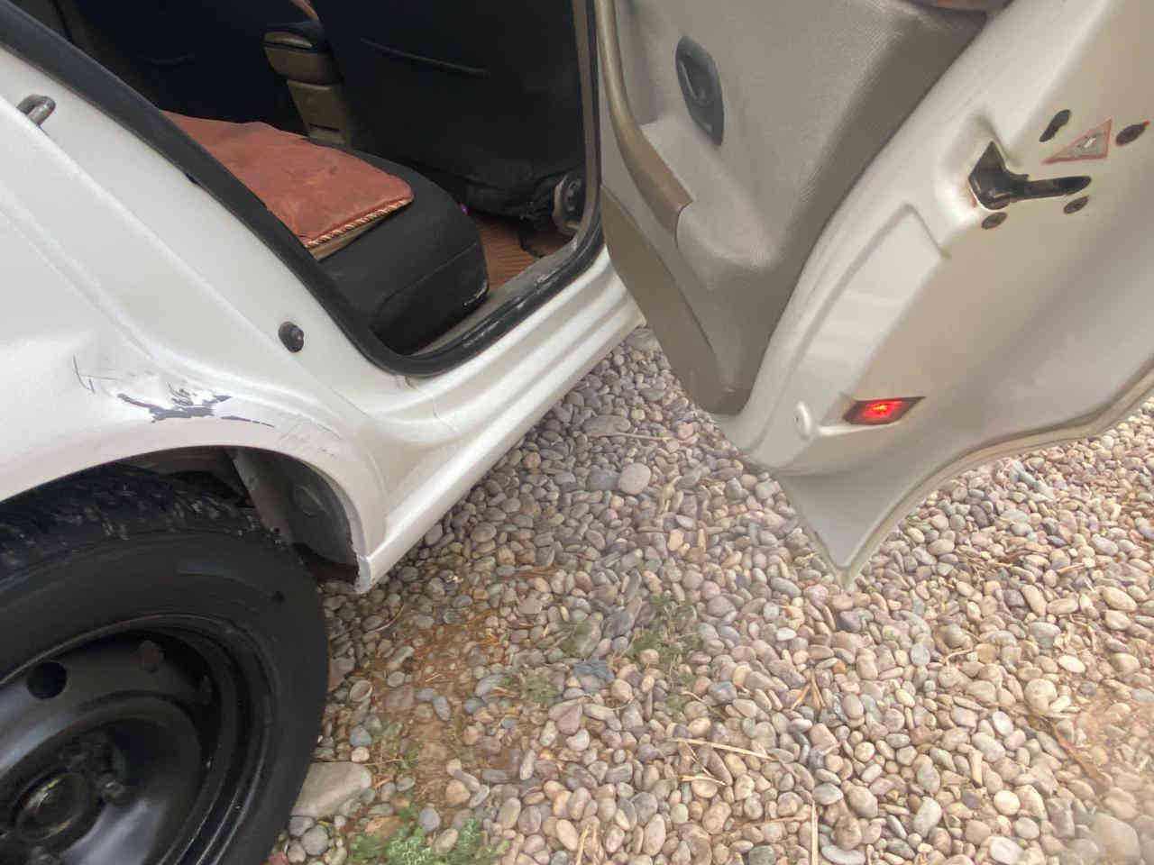 السلام عليكم سمند ٢٠١١ كفاله عامه من كلشي لاصبغ لا ضربه ولا خياس ولا تعمير ما عده المكينه بيهه تبخيرر
والباب الخلفي بي شخطه بغداد بسمي مال جناي هزه جديد  السعر ٤٧ وبيه مجال  مكاني بغداد الشماعيه 
***********
