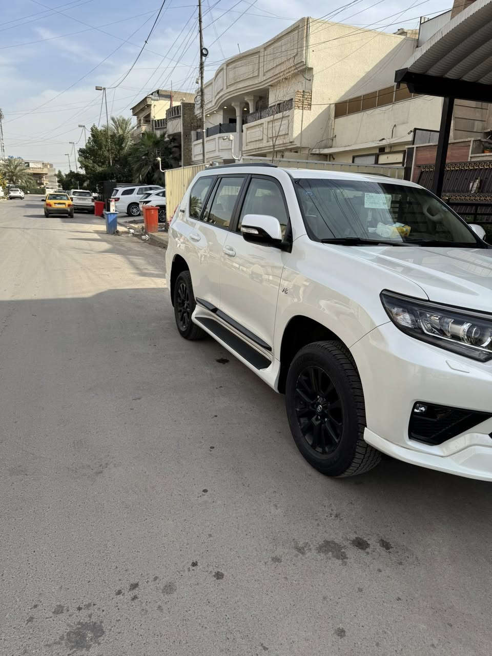 برادو موديل 22 فول Vxالسيارة مكفولة للاستفسار الاتصال على الرقم التالي ***********
