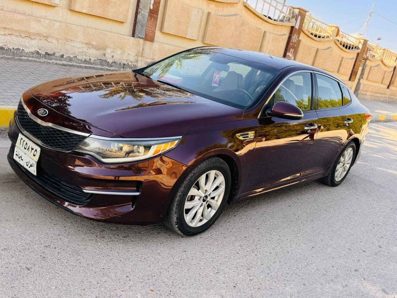 السلام عليكم البيع لو المروس حسب القناعه 
اوبتيما  وراد امريكي موديل2016
سياره فول عده الفتحه 
مواصفات 
بصمه
بصمت ابواب 
كشن جلد 
كشن كهرباء شاير مري مري شفط 
تحكمات ستيرن 
محرك 2400
محرك كير حداديه تبريد كله بلكارتون 
السعر 120وبيه مجال 
كربلاء حي العامل 
***********
