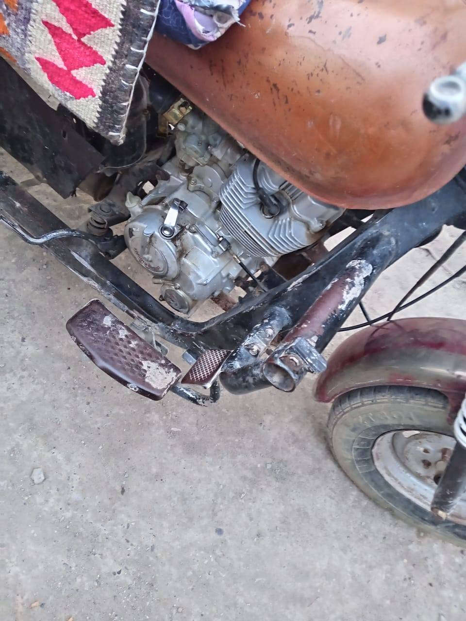 سلام عليكم ستوته دايوان موديل 14  نضيفه وخير من الله نكره سلف تخم تاير جديد سعر مناسبه تفاصيل خاص او تصال ***********
