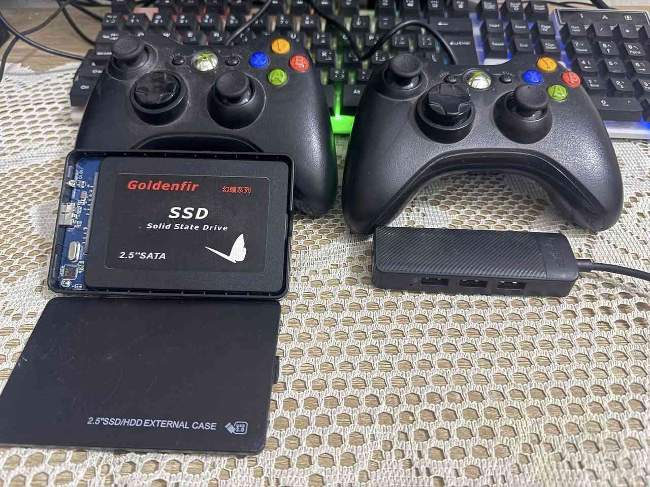 250الف كامل واذا بدون الهارد الخارجي ولثنين جوستك 200 الف
Core i3 

GTX 1050  جديد

RAM 8GB D4

With 20” monitor + mouse + keyboard + headset

Justk 2 جديد

USB 3 -port hub

SSD 128

HDD 500

الألعاب gta5 +BF1+pubg+pes2018

بغداد الشعب

***********
