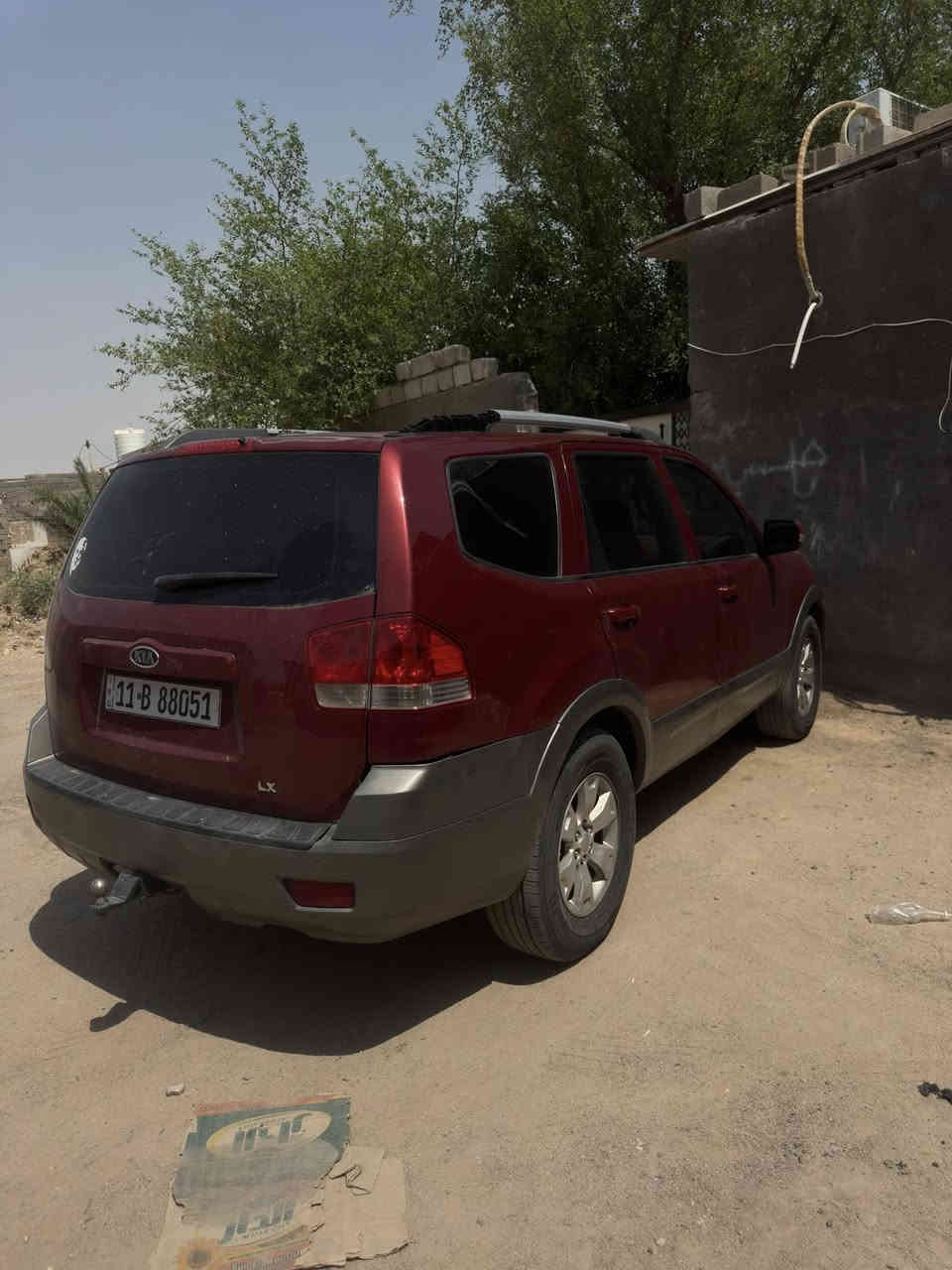 سلام عليكم كيا موهافي البيع سيارة مصبوغه حزام وبيها طخات بسيطه تبريد شغال حداده تايرات جاهزه سعر السيارة 99وبيها مجال بسيط  مكان السيارة بصرة ام قصر رقم الهاتف ***********
