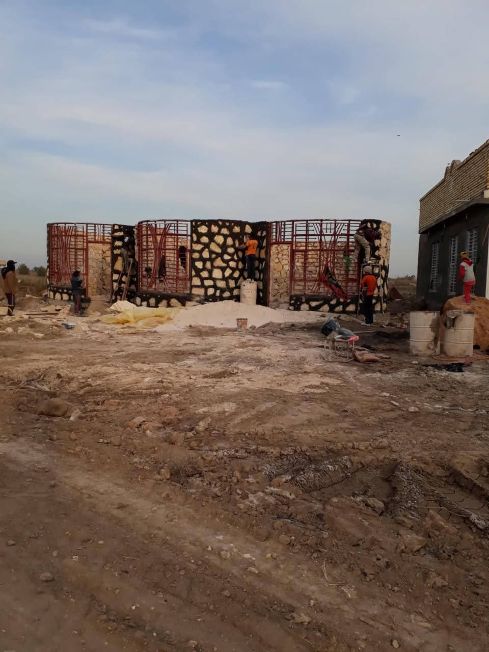 لبناء الحجر كرسته وعمل بيوت واسيجه واساس ونافورات وتغليف  وبسعر مناسب لاتصال على لارقم الهاتف 👇🏻👇🏻👇🏻👇🏻***********
***********
***********
